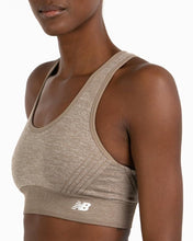 Load image into Gallery viewer, New Balance Women's Seamless MID Impact Heather Keyhole Sport Bra with Removable Pads, Vintage Indigo