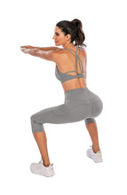 Load image into Gallery viewer, Steppe Naked Feeling High Waisted Yoga Pants Women's Workout Capris Leggings with Pockets Tummy Control Buttery Soft Running Compression Capris for Athletic Gym Exercise Fitness Grey
